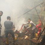 Gudang barang bekas di Kampung Calengkas Sukabumi terbakar-1705213432