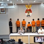 KPK perpanjang penahanan Bupati Maluku Utara Abdul Ghani Kasuba-1704785078