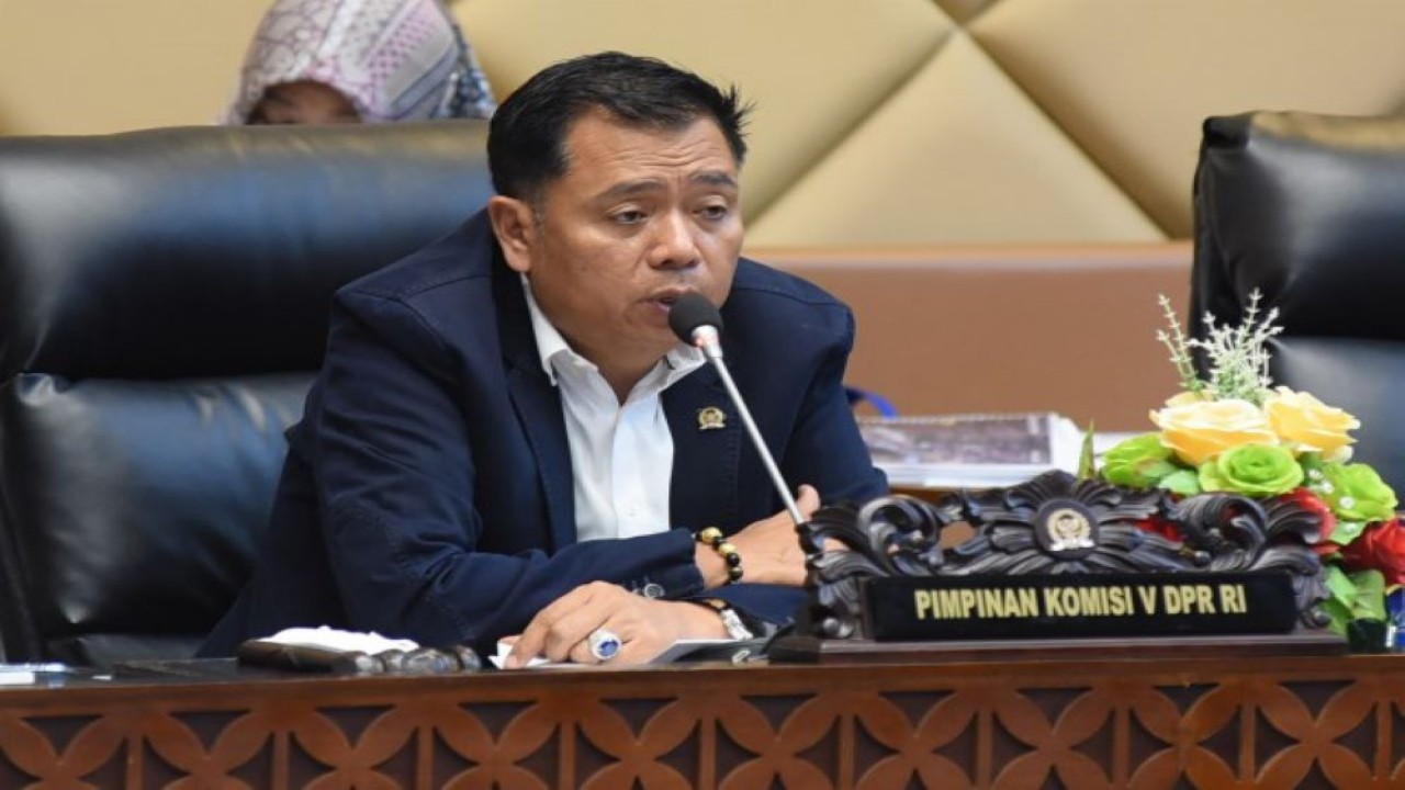 Ketua Komisi V DPR RI Lasarus. Foto : Dok/Man