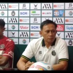 Pelatih FC Bekasi City Widyantoro. (ANTARA/Ali Khumaini)-1706007037