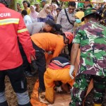 Tim SAR evakuasi jenazah korban bunuh diri di dalam sumur di Jepara-1706518915