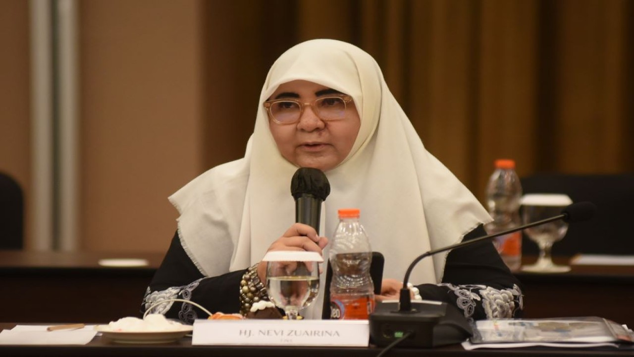 Anggota Komisi VI DPR RI Nevi Zuairina saat mengikuti agenda kunjungan kerja Komisi VI DPR RI ke Provinsi Jawa Barat, Senin (19/2/2024). Foto : Devi/Man