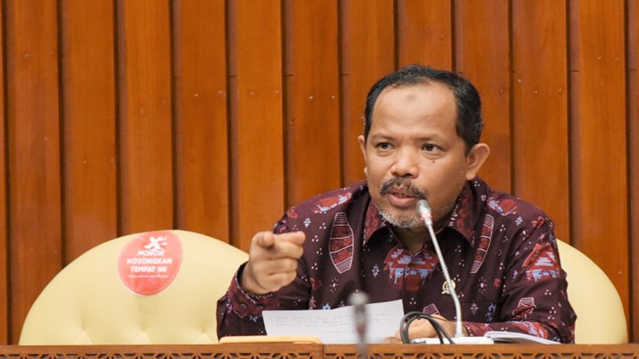 Anggota Komisi IV DPR RI Johan Rosihan. Foto: Arief/nr