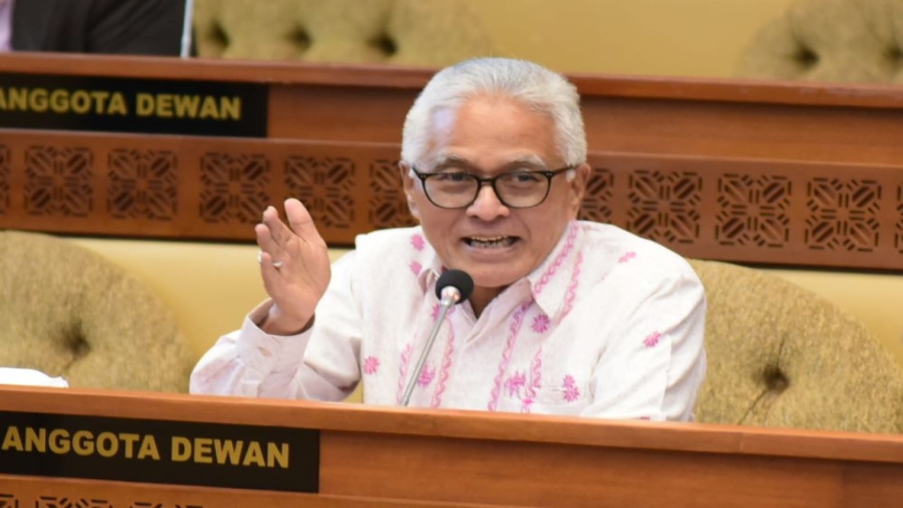 Anggota Komisi II DPR RI Guspardi Gaus saat rapat kerja dengan Otorita IKN di Gedung Nusantara, Senayan, Jakarta, Senin (18/3/2024). Foto : Oji/Andri