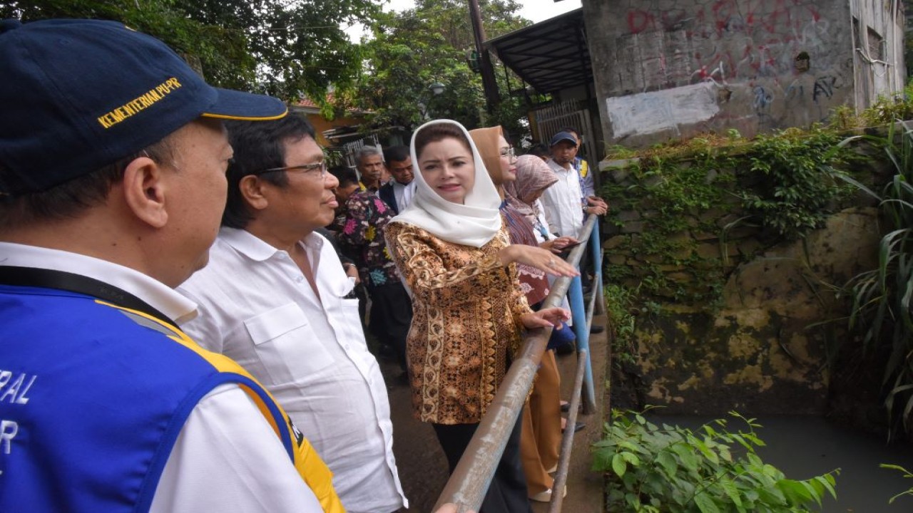 Anggota Komisi V DPR RI Novita Wijayanti saat mengikuti Kunjungan Kerja Spesifik Komisi V di Tangerang, Banten, Jumat (15/3/2024). Foto: Munchen/nr