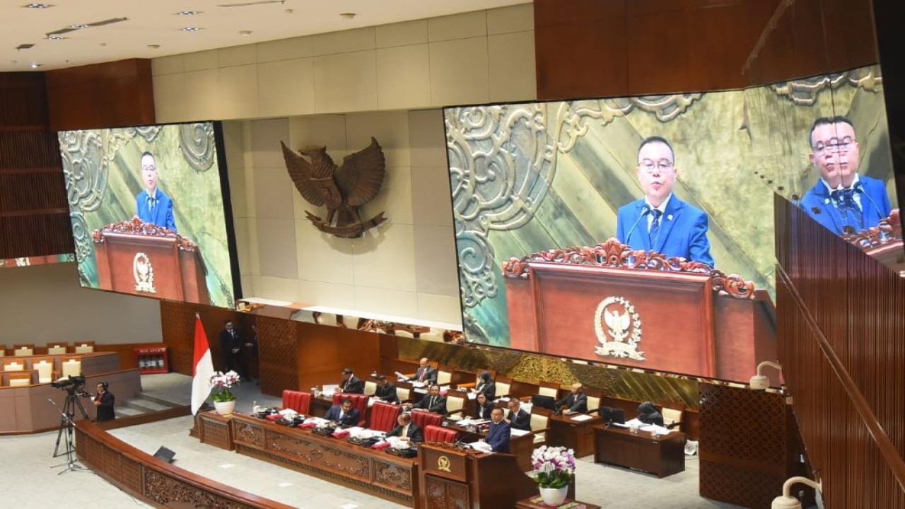 Wakil Ketua DPR RI Sufmi Dasco dalam Rapat Paripurna DPR RI ke-13 Pembukaan Masa Sidang IV Tahun Sidang 2023-2024, di Gedung Nusantara II, DPR RI, Senayan, Jakarta, Selasa (5/3/2024). Foto : Runi/Andri