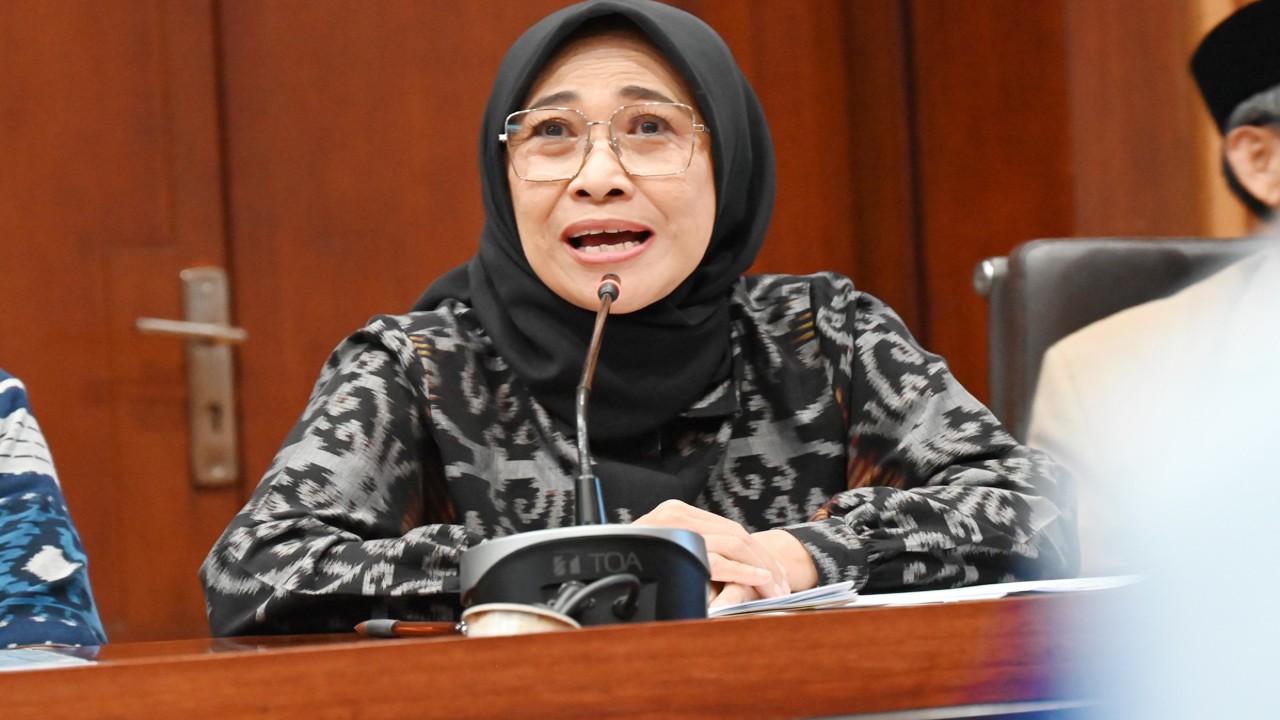 Wakil Ketua Komisi X DPR RI Hetifah Sjaifudian saat mengikuti kunjungan kerja spesifik (kunspek) Komisi X DPR RI ke Kota Bandung. Foto: Nadhen/nr