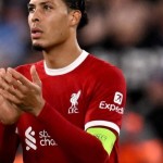 Bek Liverpool, Virgil Van Dijk-1712880507