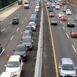 Contra flow Jalan Tol Jakarta-Cikampek-1712723762