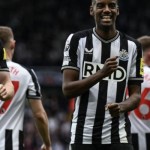 Selebrasi skuad Newcastle di Liga Inggris 2023/24-1713016077