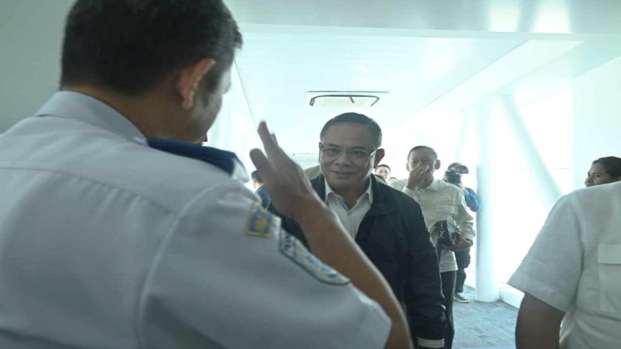 Anggota Komisi V DPR RI Sudewo saat mengikuti Kunjungan Kerja Spesifik Komisi V DPR di Semarang, Provinsi Jawa Tengah, Rabu (27/03/2024). Foto: Balggys/nr