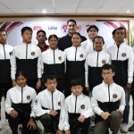 Timnas Modern Pentathlon Indonesia bersama Menpora Dito Ariotedjo dan Ketum PP MPI Marsda TNI Purwoko serta anggota NOC Indonesia Hifni Hasan-1712513858