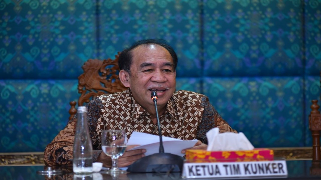 Ketua Komisi VIII DPR RI Ashabul Kahfi saat memimpin pertemuan Kunjungan Kerja Reses Komisi VIII DPR RI di Kantor Bappeda, Denpasar, Bali, Kamis (2/5/2024). Foto: Kresno/vel