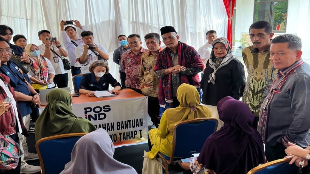 Wakil Ketua Komisi VIII DPR RI Marwan Dasopang dalam Kunjungan Kerja Reses Tim Komisi VIII DPR RI, di Asrama Haji Kota Medan, Sumatera Utara, Kamis (2/5/2024). Foto : Tn/Andri