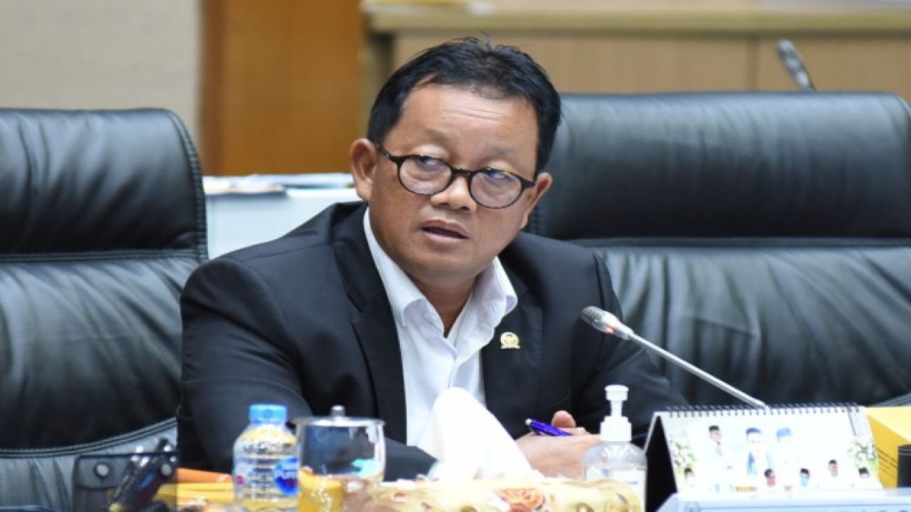 Ketua Komisi VII DPR RI Sugeng Suparwoto. Foto: Oji/vel