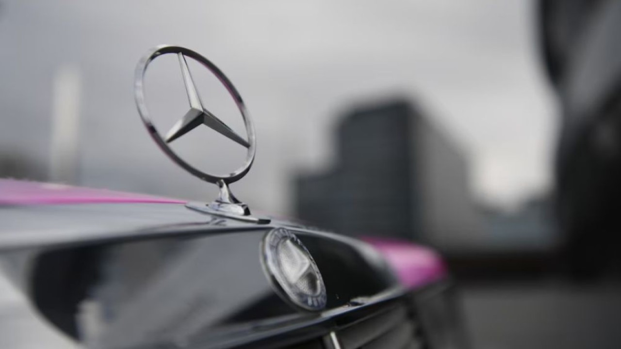 Ilustrasi. Logo Mercedes-Benz. (Foto: Reuters)