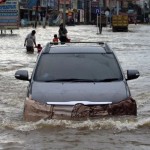 Mobil Terendam Banjir-1741072309