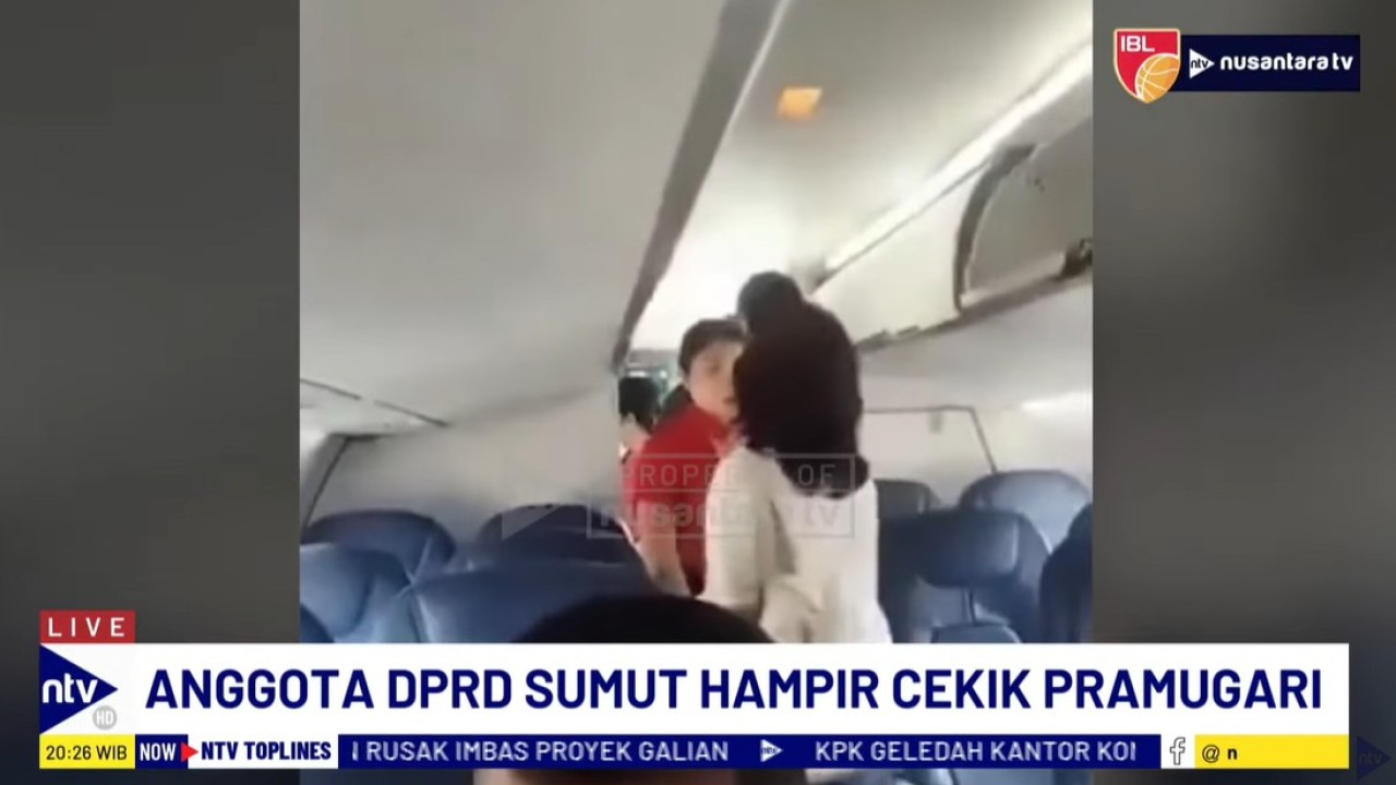 Anggota DPRD Sumatera Utara dari Fraksi Golkar, Megawati Zebua (47), terlibat dalam insiden dengan seorang pramugari maskapai Wings Air.