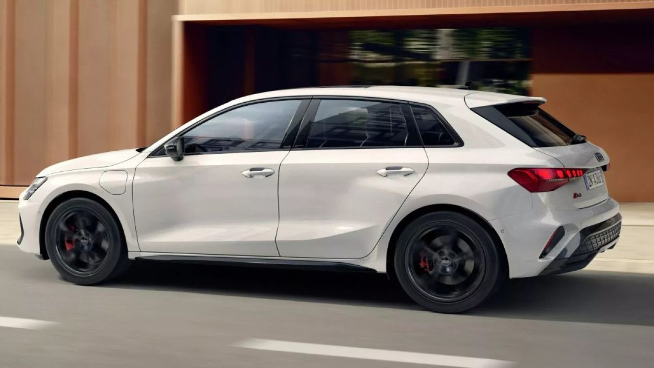 Salah satu merek utama di bawah VW Group, Audi, menjadi sorotan dalam pembicaraan tarif impor. (Foto: Carscoops)