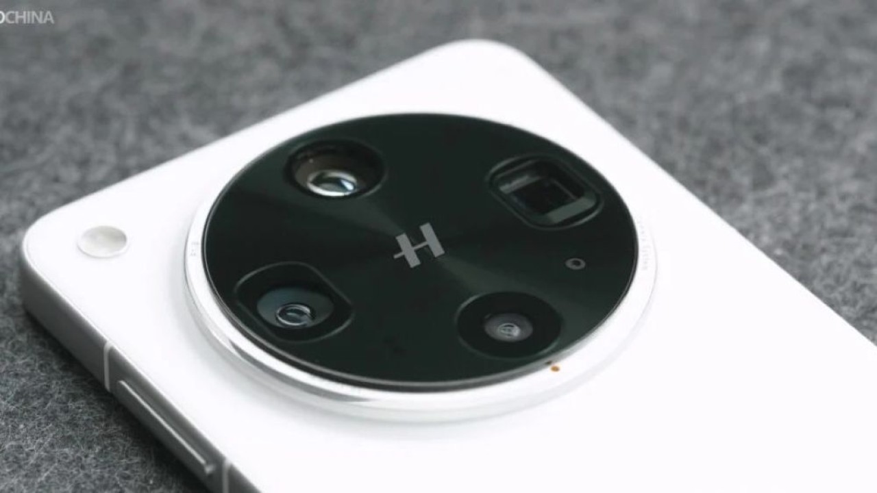 Oppo Find X8 Ultra. (Foto: Istimewa via Gizmochina)