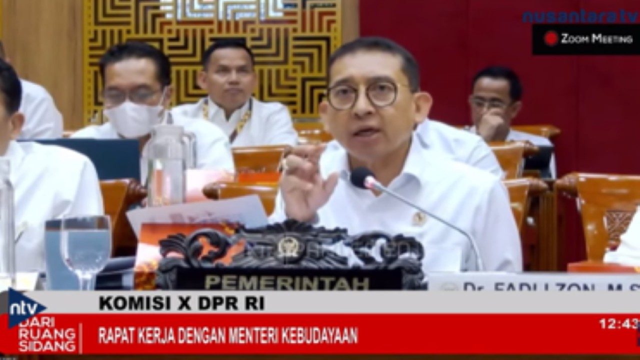 Menteri Kebudayaan Fadli Zon saat Rapat Kerja dengan Komisi X DPR RI