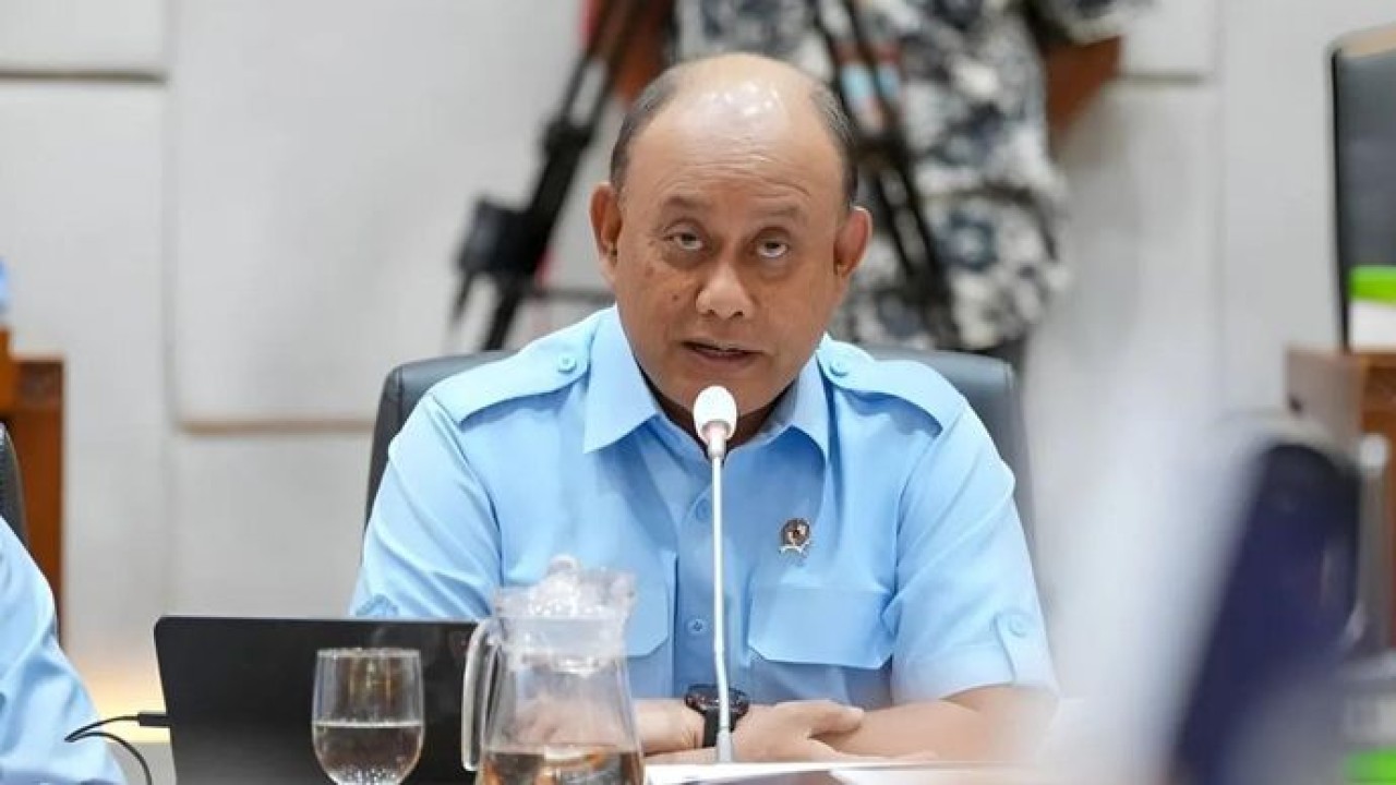 Kepala BGN Dadan Hindayana dalam Rapat Dengar Pendapat (RDP) dengan Komisi IX DPR RI, di Jakarta, Rabu 12 November 2025. (ANTARA/HO-BGN) (Antara)