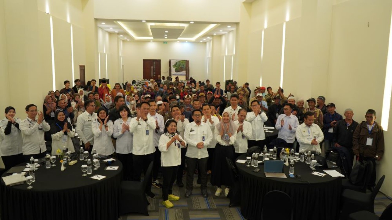 Langkah awal Mak Comblang Project ditandai dengan pertemuan koordinasi bersama para petani dan Gapoktan di wilayah Cipanas, Kabupaten Cianjur, pada Senin (19/1)/ist