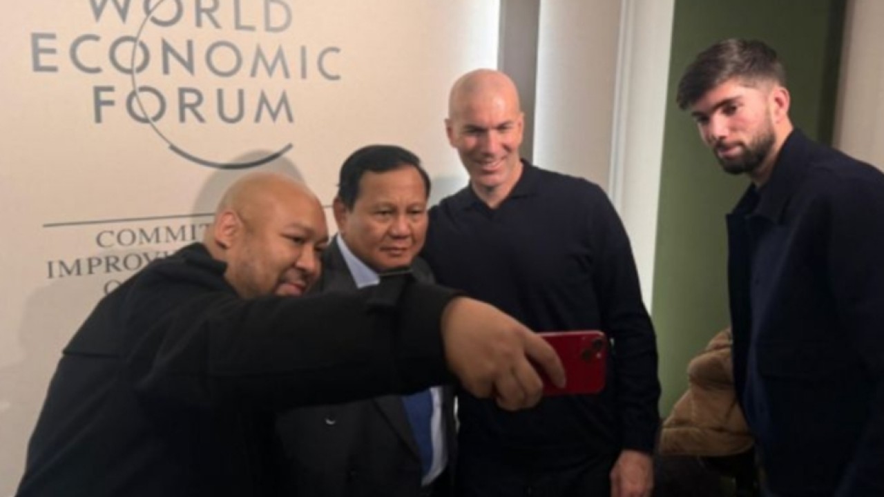 Prabodo dan Zinedine Zidane (Instagram)