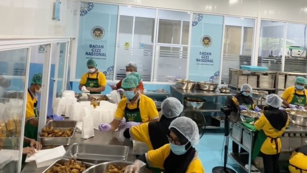 SPPG Bener dan Kebon Gunung, Kabupaten Purworejo, tetap menyajikan menu variatif dan bergizi dalam Program Makan Bergizi Gratis (MBG) selama Ramadan tanpa perapelan. (Istimewa)