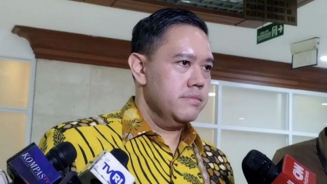 Wakil Ketua Komisi I DPR RI Dave Laksono di kompleks parlemen, Jakarta, Senin, 8 September 2025. (ANTARA)