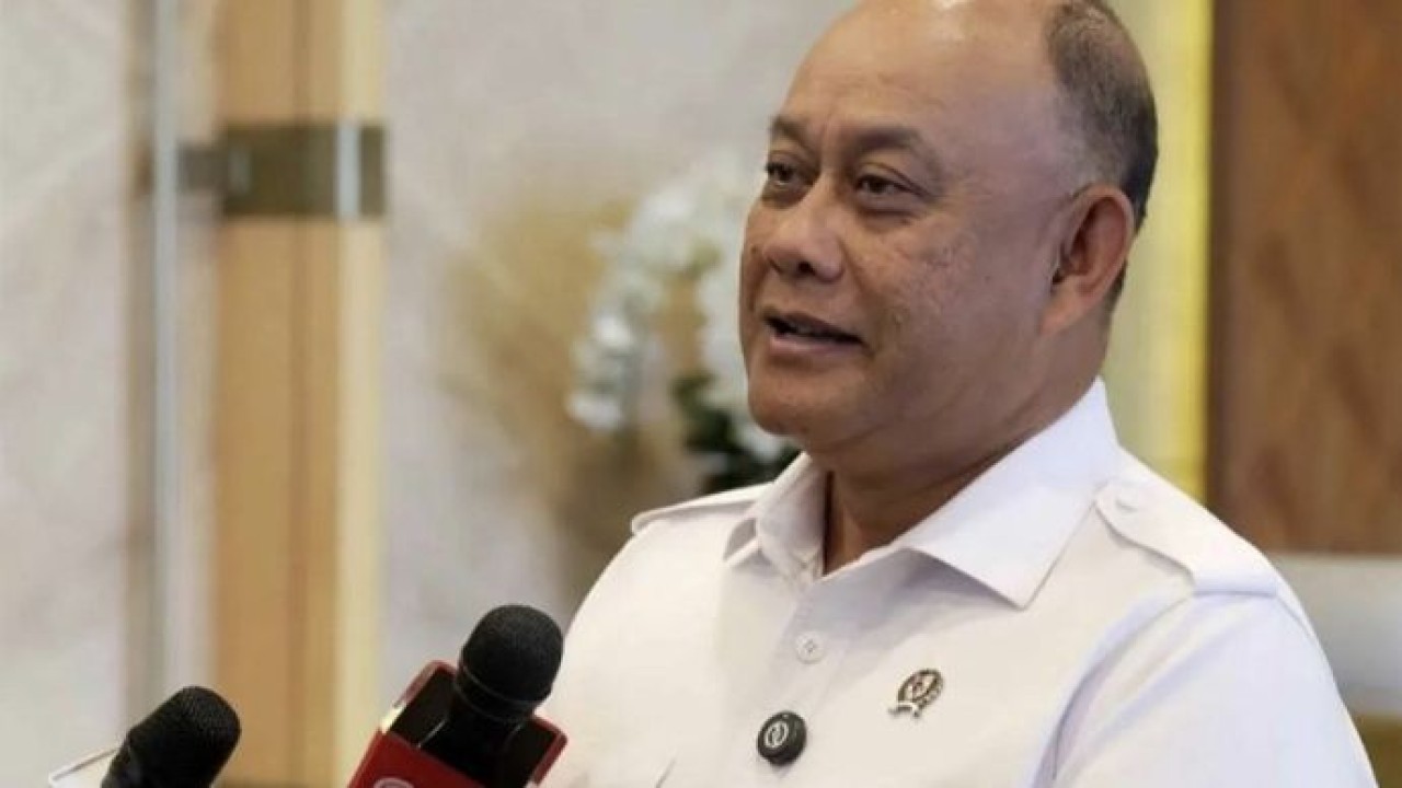 Kepala Badan Gizi Nasional (BGN) Dadan Hindayana, pengadaan motor merupakan bagian dari perencanaan anggaran tahun 2025 yang lalu dan ditujukan untuk mendukung operasional Program Makan Bergizi Gratis (MBG), khususnya bagi Kepala Satuan Pelayanan Pemenuhan Gizi (SPPG). ANTARA/HO-bgn.go.id/pri. (Antara)