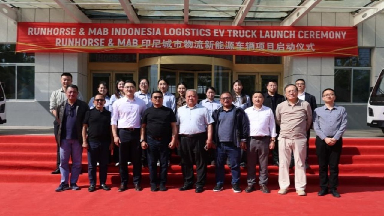 PT Mobil Anak Bangsa (MAB) resmi menjalin kolaborasi strategis dengan Shandong Runhorse Electric Vehicle Co., Ltd (Shandong Runhorse EV) dalam pengembangan kendaraan listrik di Indonesia. (Foto: Dok/Istimewa)