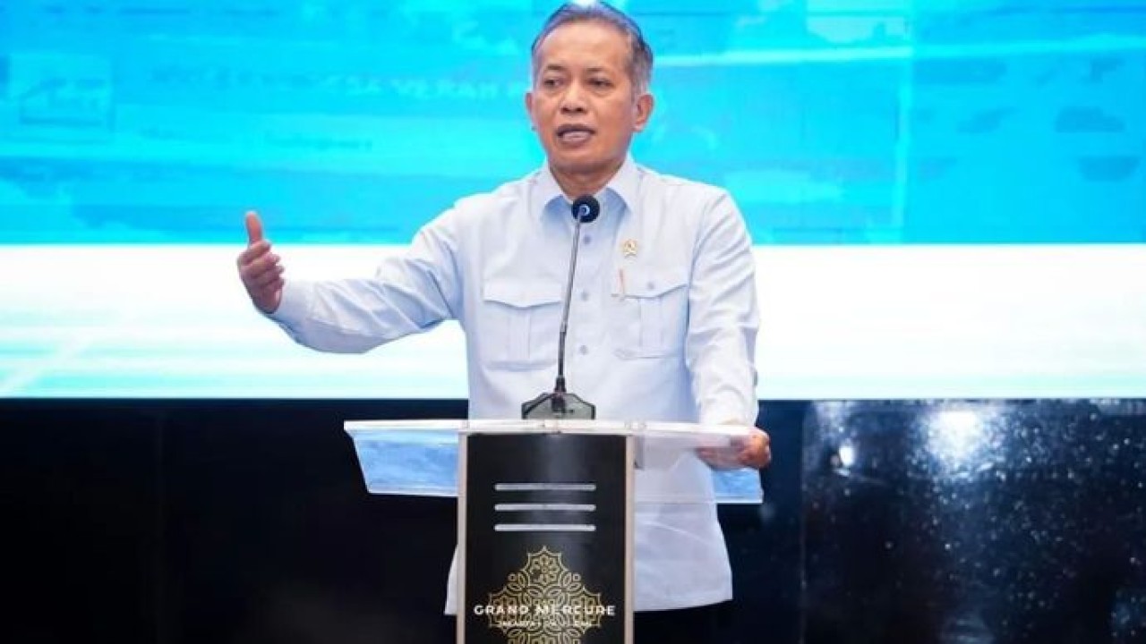 Menteri Koperasi Ferry Juliantono menyampaikan paparan dalam Rapat Koordinasi Nasional (Rakornas) Kementerian Koperasi di Jakarta, Rabu 13 Mei 2026. ANTARA/HO-Kemenkop (Antara)
