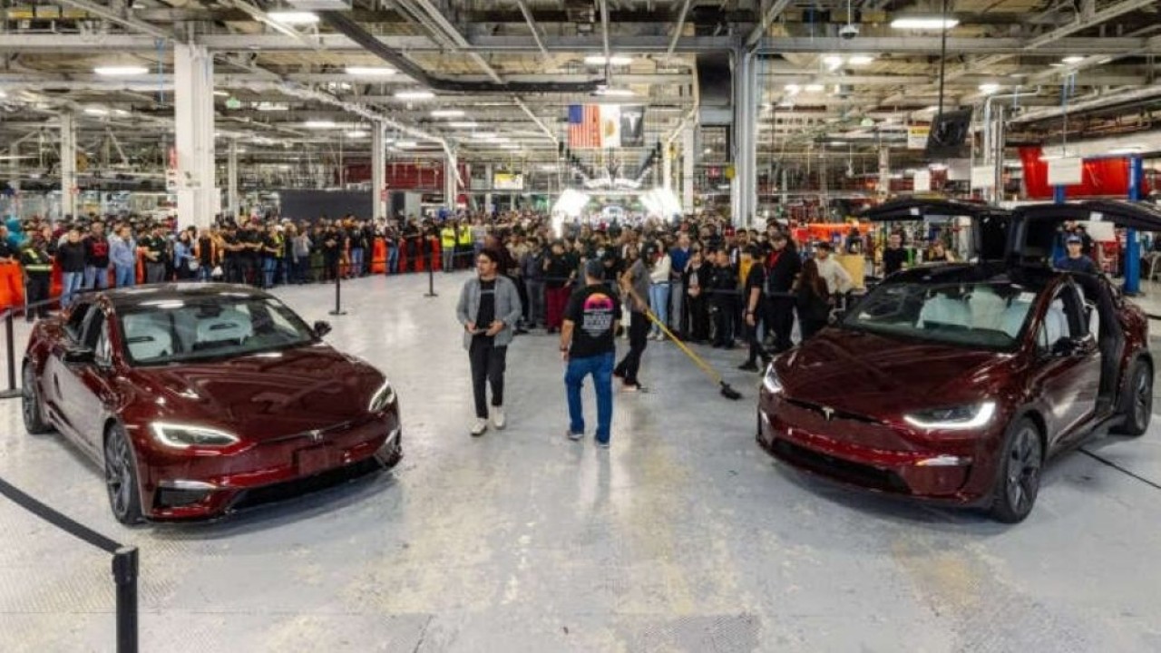 Tesla resmi menghentikan produksi Model S dan Model X di Fremont, California, Amerika Serikat (AS). (Foto: Istimewa via Paultan)
