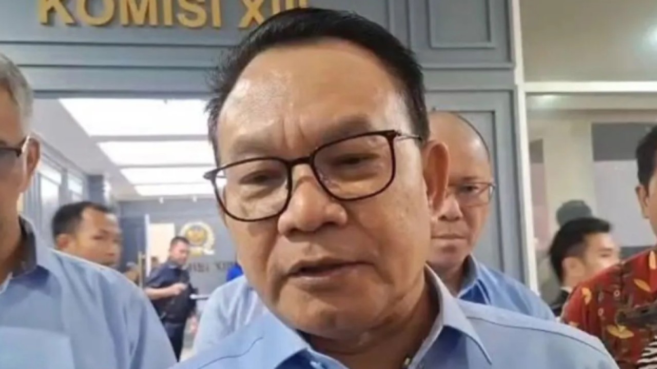Kepala Staf Presiden Dudung Abdurachman usai rapat kerja dengan Komisi XIII DPR RI di kompleks parlemen, Jakarta, Rabu (3/6/2026). (ANTARA/Bagus Ahmad Rizaldi) (Antara)