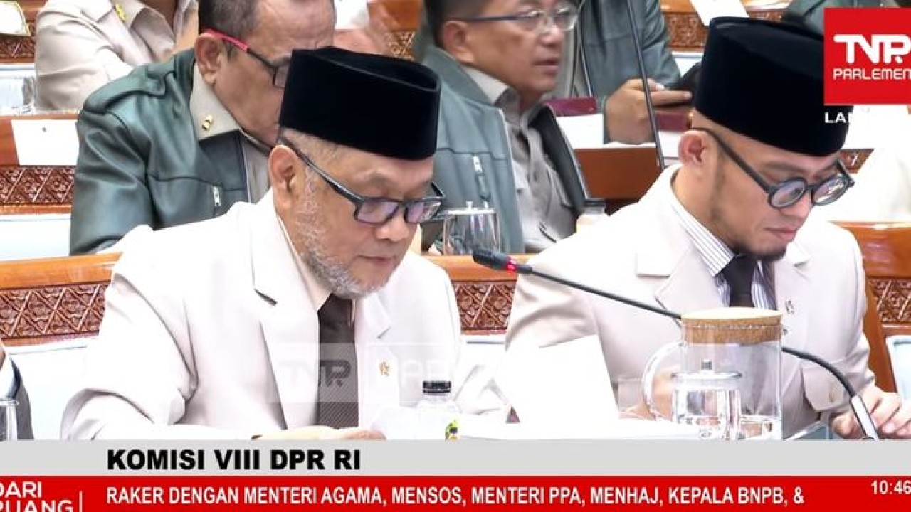 Menteri Haji dan Umrah Mochamad Irfan Yusuf saat rapat dengan DPR RI. (YouTube TVR Parlemen)