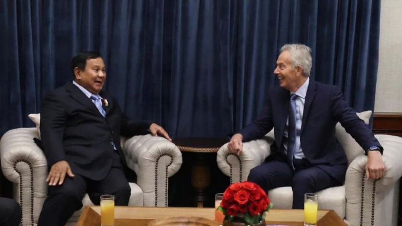 Presiden Prabowo Subianto menerima mantan Perdana Menteri Inggris, Tony Blair di kediaman pribadinya di Kertanegara, Jakarta, pada Senin malam, 6 Juli 2026. (Foto: Sekretariat Presiden)