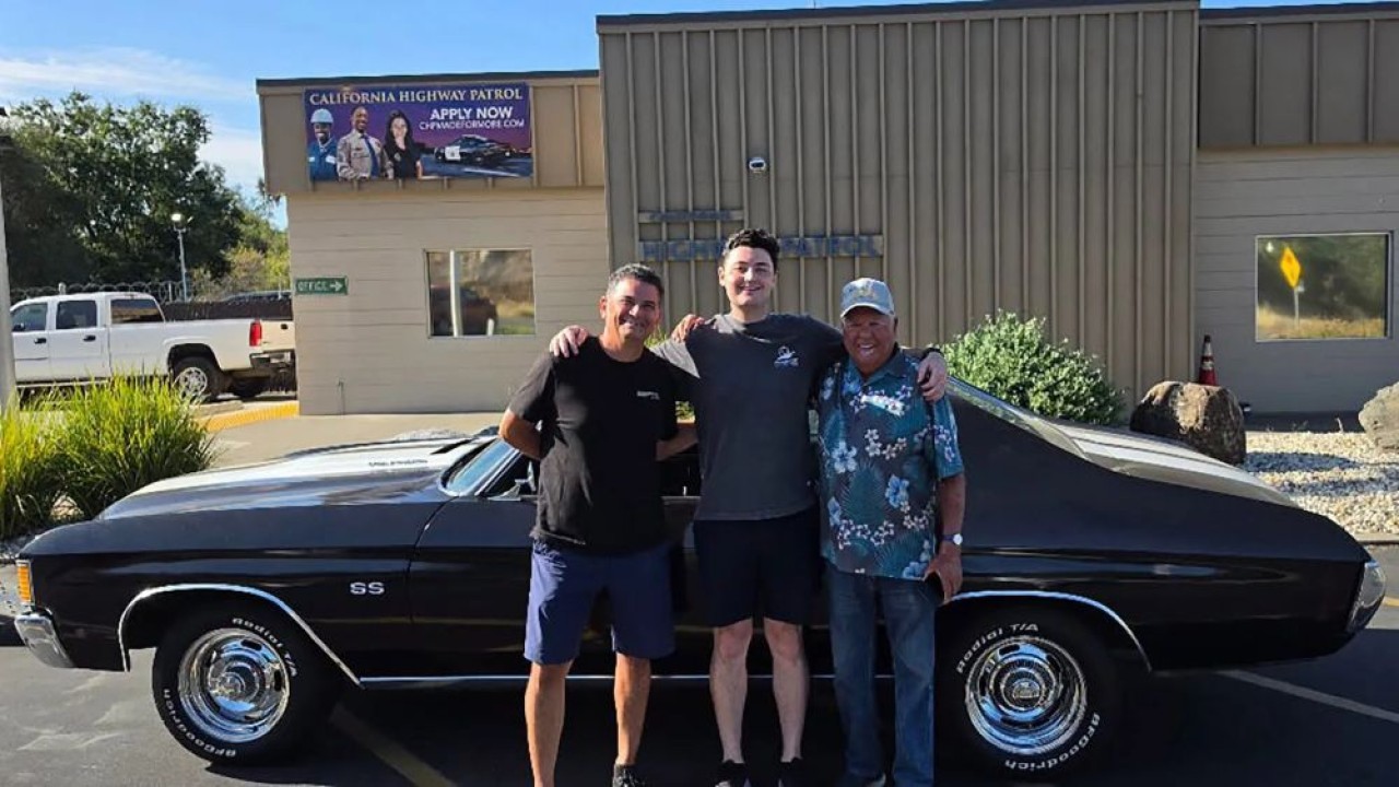 Sebuah Chevrolet Chevelle SS tahun 1971 yang dicuri pada 1993 akhirnya ditemukan dan dikembalikan kepada pemilik aslinya setelah lebih dari tiga dekade berlalu. (Foto: Istimewa via Carscoops)